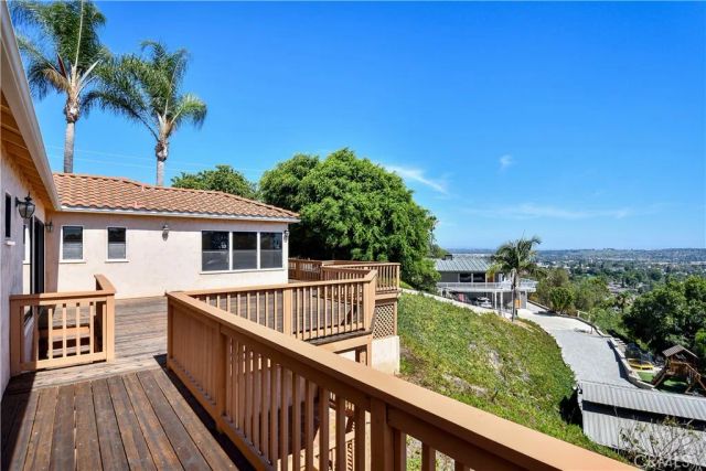 1553 Amate, La Habra Heights, CA 90631