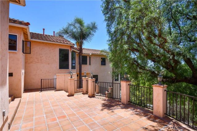 1553 Amate, La Habra Heights, CA 90631