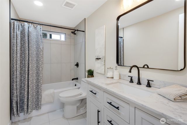 15080 Wilcox Road NW, Poulsbo, WA 98370