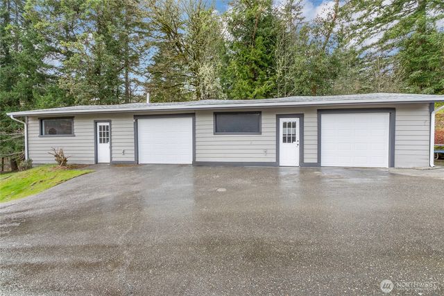 15080 Wilcox Road NW, Poulsbo, WA 98370