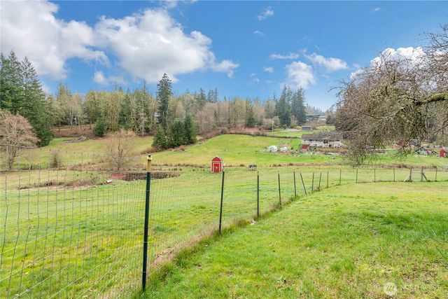 15080 Wilcox Road NW, Poulsbo, WA 98370