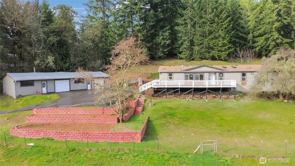 15080 Wilcox Road NW, Poulsbo, WA 98370