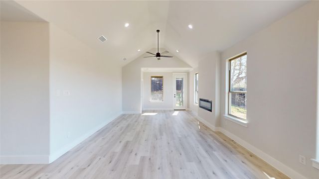 801 Birch Street, Grand Prairie, TX 75050