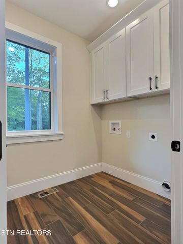 268 Lakemont Lane, Caryville, TN 37714