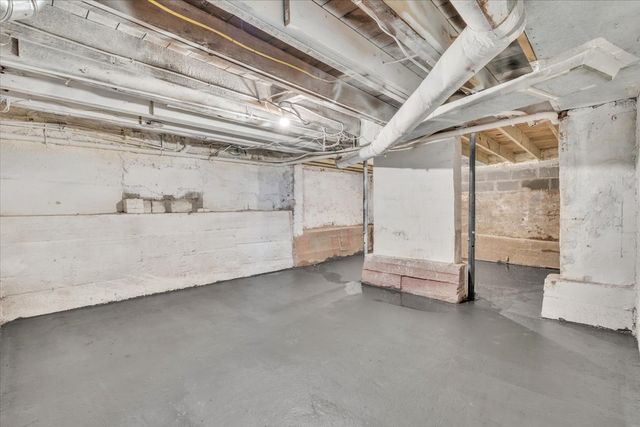 336 E Ogden Avenue, Geneseo, IL 61254