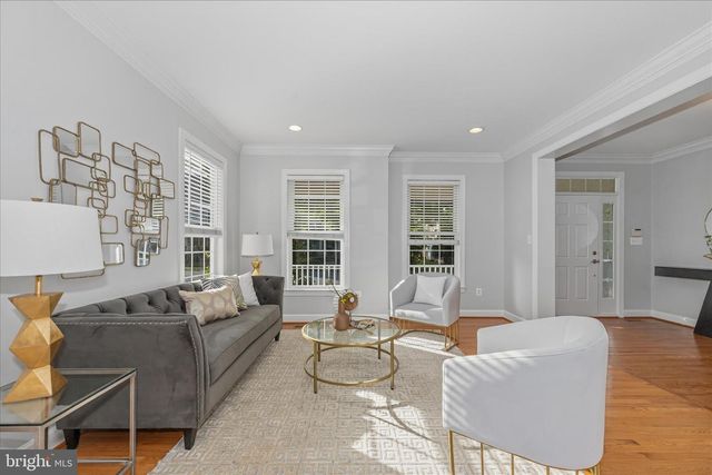 42631 EXPLORER DR, Brambleton, VA 20148