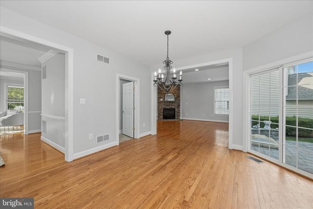42631 EXPLORER DR, Brambleton, VA 20148