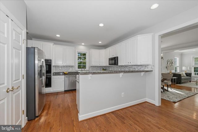 42631 EXPLORER DR, Brambleton, VA 20148