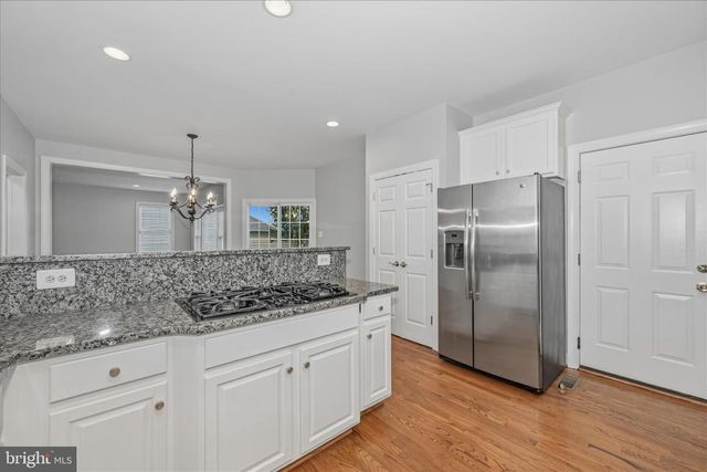 42631 EXPLORER DR, Brambleton, VA 20148
