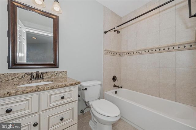 42631 EXPLORER DR, Brambleton, VA 20148