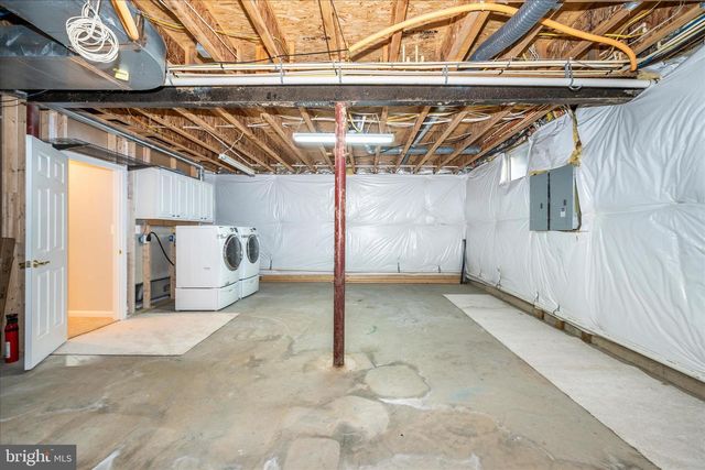 42631 EXPLORER DR, Brambleton, VA 20148