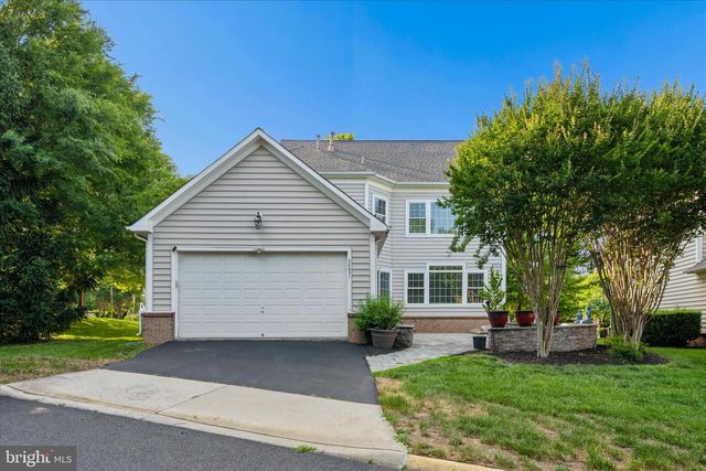42631 EXPLORER DR, Brambleton, VA 20148
