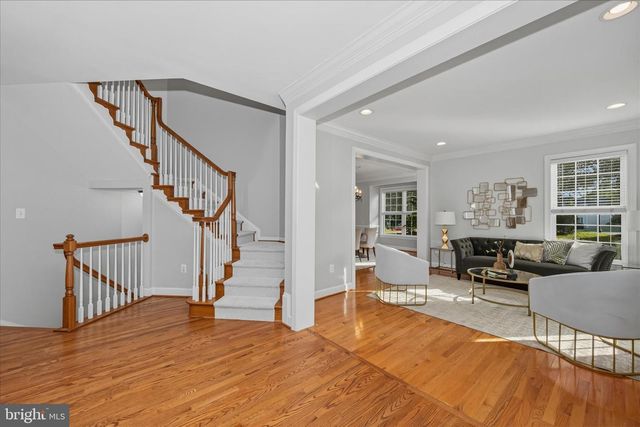 42631 EXPLORER DR, Brambleton, VA 20148
