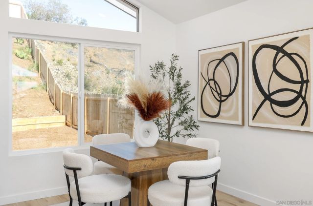 10720 Old Saybrook Dr, San Diego, CA 92129