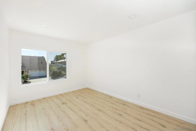 10720 Old Saybrook Dr, San Diego, CA 92129