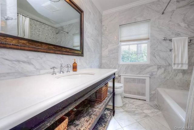 58 Allen Road, Rockville Centre, NY 11570