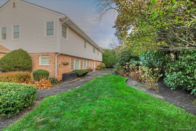 58 Allen Road, Rockville Centre, NY 11570