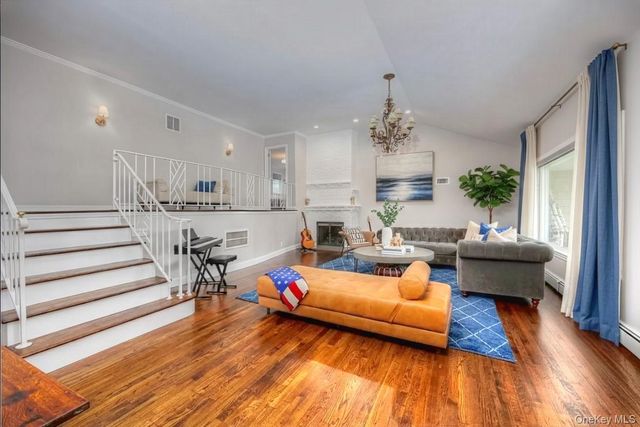 58 Allen Road, Rockville Centre, NY 11570