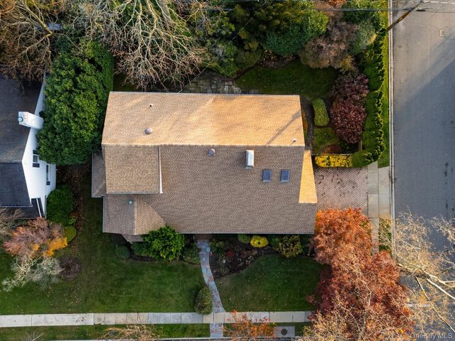 58 Allen Road, Rockville Centre, NY 11570