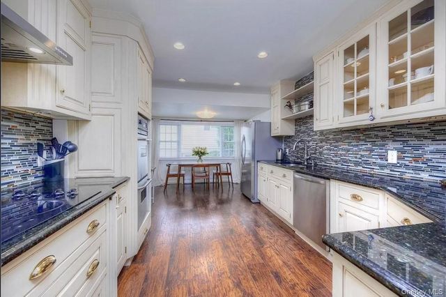 58 Allen Road, Rockville Centre, NY 11570