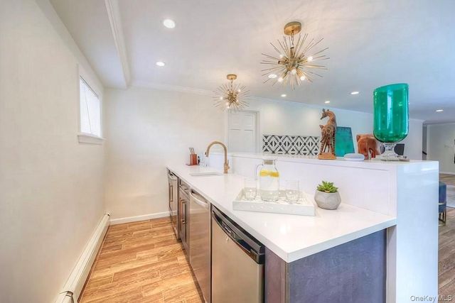 58 Allen Road, Rockville Centre, NY 11570