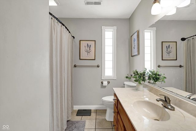 5832 E Mahalasville Road, Morgantown, IN 46160