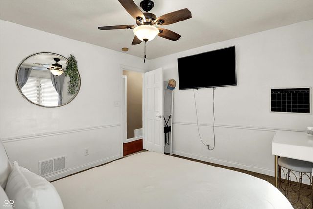 5832 E Mahalasville Road, Morgantown, IN 46160