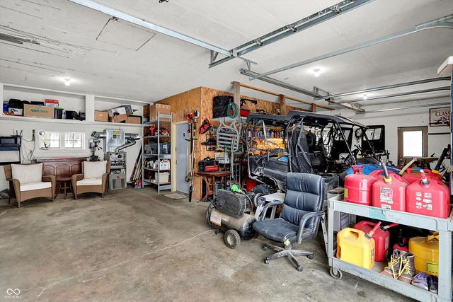 5832 E Mahalasville Road, Morgantown, IN 46160