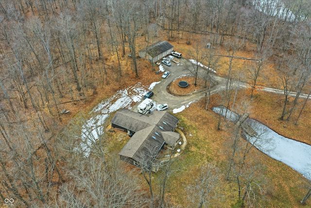 5832 E Mahalasville Road, Morgantown, IN 46160