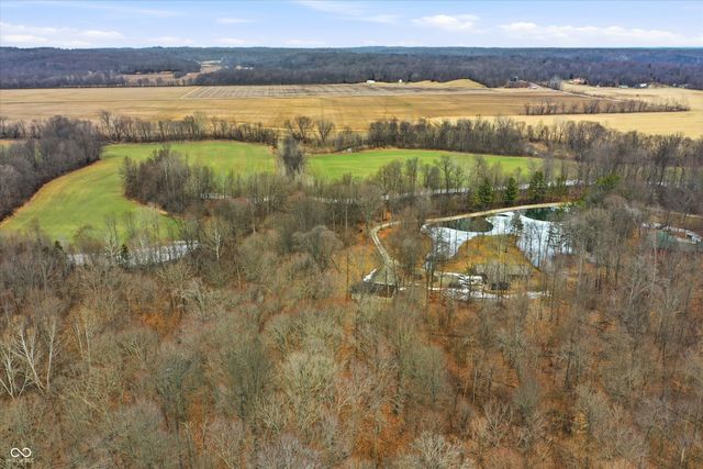 5832 E Mahalasville Road, Morgantown, IN 46160