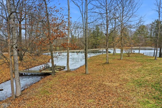 5832 E Mahalasville Road, Morgantown, IN 46160