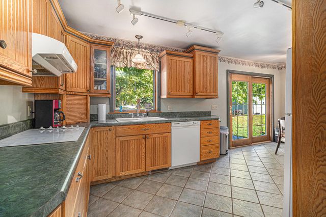 6745 Oakland Drive, Portage City, MI 49024