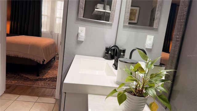 3250 CORONA VILLAGE WAY 204, Orlando, FL 32835