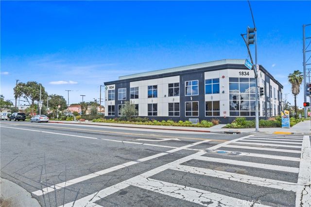 1834 Harbor Avenue, Long Beach, CA 90810