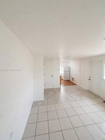 1340 Peri St U, Opa-locka, FL 33054