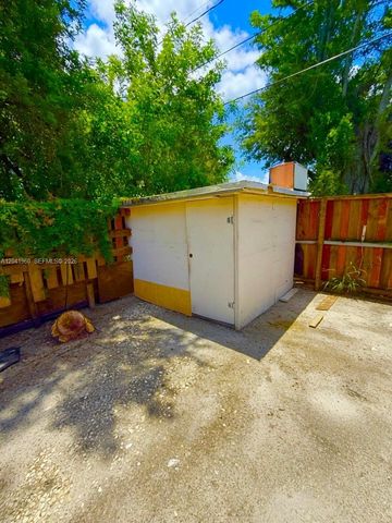 1340 Peri St U, Opa-locka, FL 33054