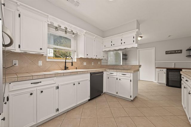 13418 Paradise Valley Drive, Houston, TX 77069