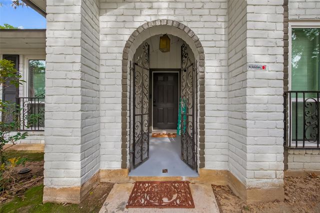 13418 Paradise Valley Drive, Houston, TX 77069