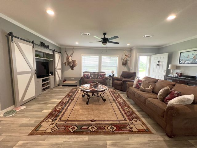 7391 Fm 2546, El Campo, TX 77437