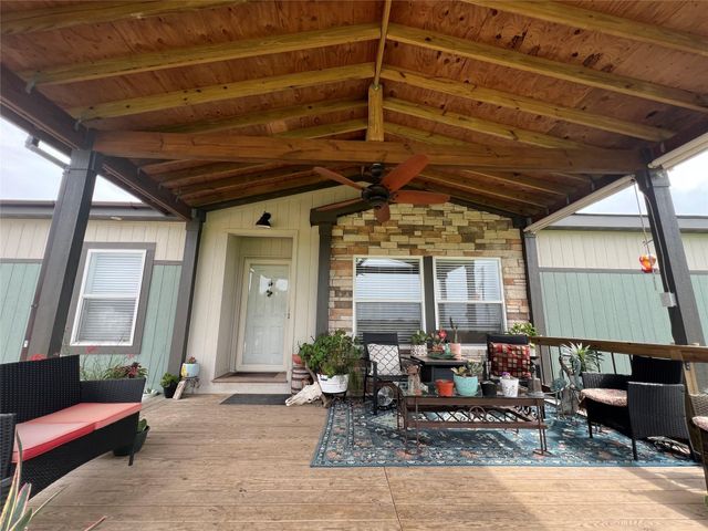 7391 Fm 2546, El Campo, TX 77437