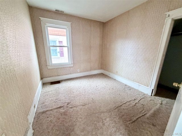 9 Edgar Street, Poughkeepsie, NY 12603