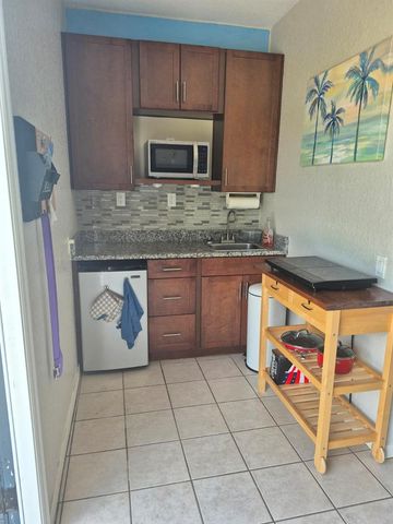 389 NOLANE LANE, Polk City, FL 33868