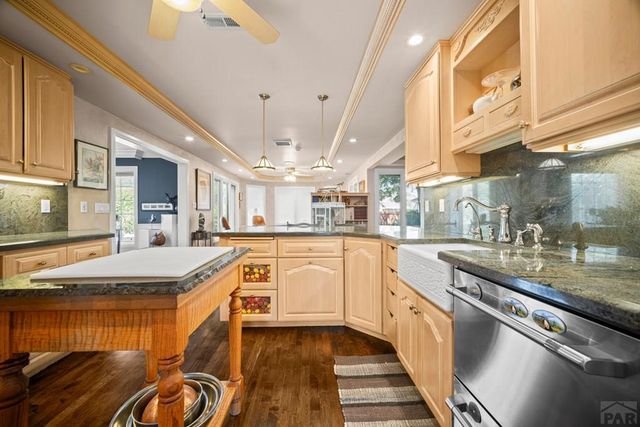 3 Harrogate Terrace, Pueblo, CO 81001