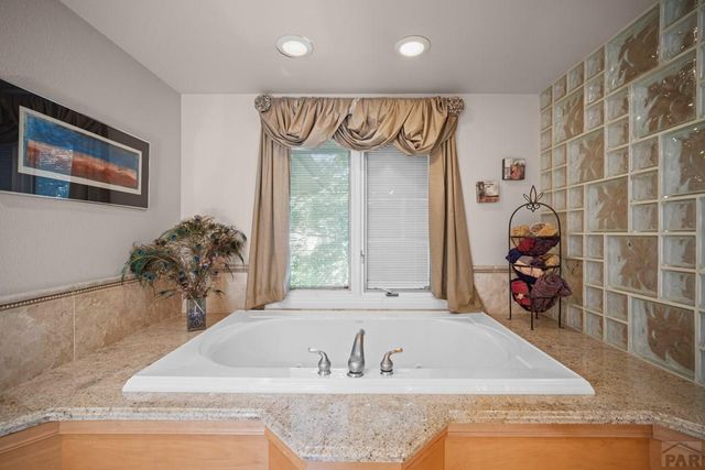 3 Harrogate Terrace, Pueblo, CO 81001