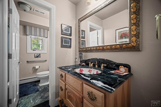 3 Harrogate Terrace, Pueblo, CO 81001