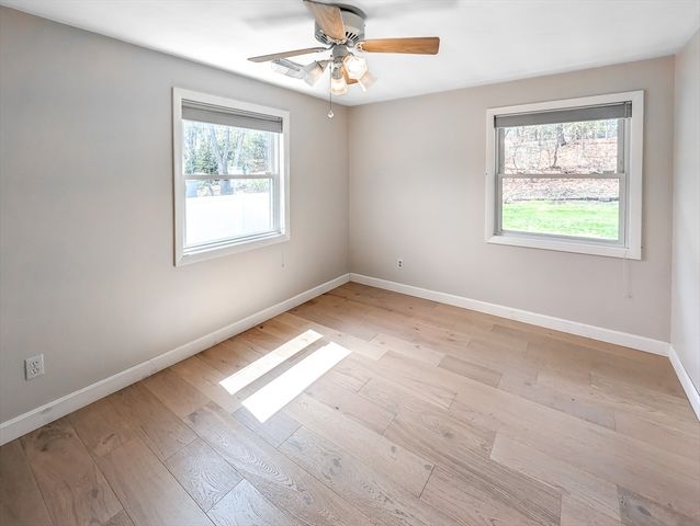 14 Myrna Rd, Framingham, MA 01701