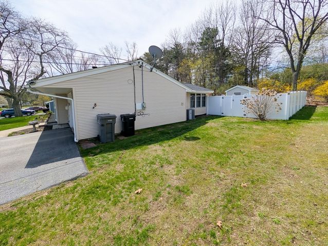 14 Myrna Rd, Framingham, MA 01701