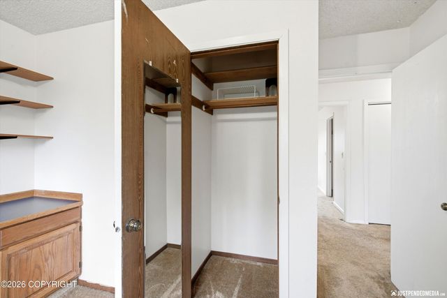 7706 Linda Lane, Anchorage, AK 99518