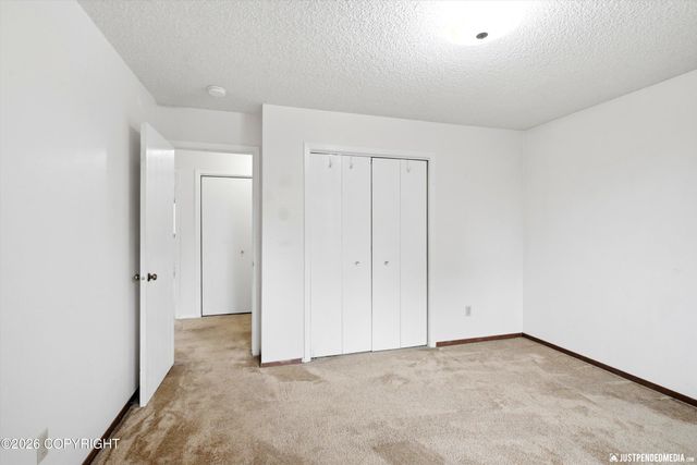 7706 Linda Lane, Anchorage, AK 99518