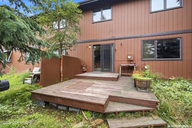 7706 Linda Lane, Anchorage, AK 99518